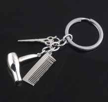 sleutelhanger voor kapper/kapster met schaar, föhn en kam